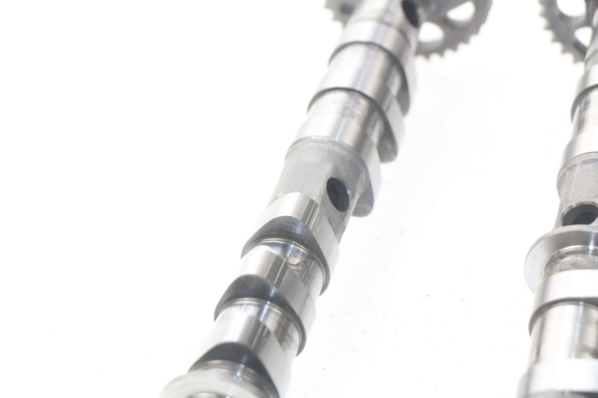 photo de CAMSHAFT YAMAHA TDM ABS 900 (2002 - 2014) - Alternative perspective