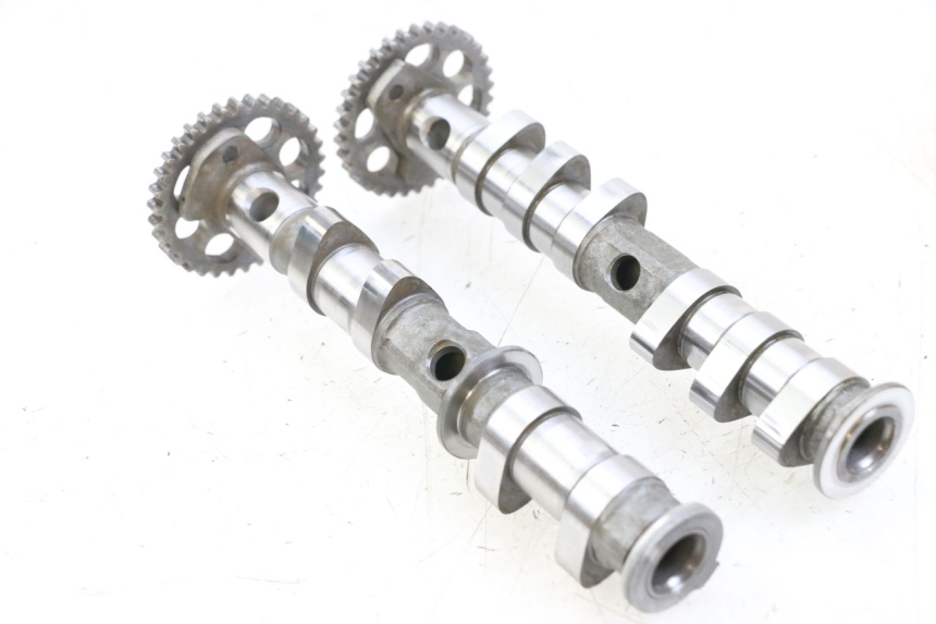 photo de CAMSHAFT YAMAHA TDM ABS 900 (2002 - 2014) - Alternative perspective