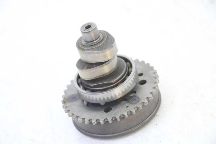 photo de CAMSHAFT YAMAHA XMAX X-MAX 125 (2006 - 2009) - Technical close-up