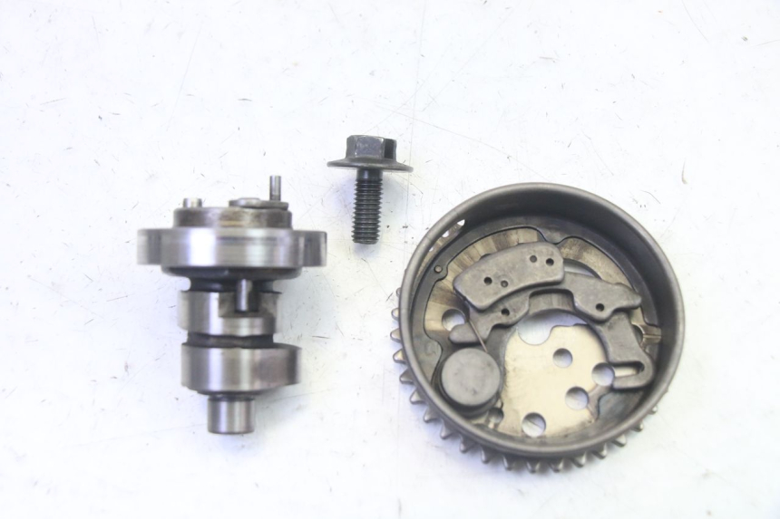 photo de CAMSHAFT YAMAHA X-MAX XMAX 125 (2010 - 2013) - Fixing points details