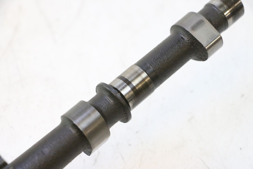 photo de INTAKE CAMSHAFT SUZUKI GSF N BANDIT 1200 (2001 - 2005) - Additional view of the item