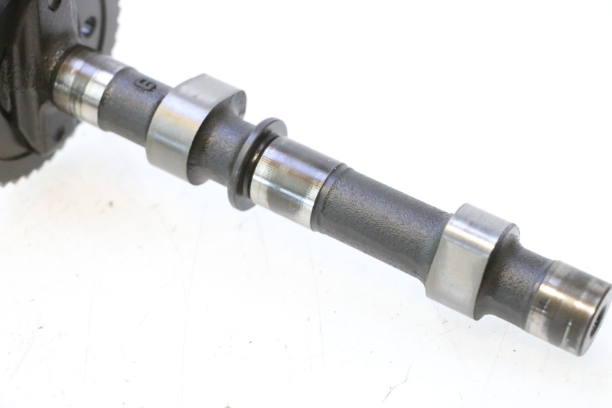 photo de INTAKE CAMSHAFT SUZUKI GSF N BANDIT 1200 (2001 - 2005) - Technical close-up