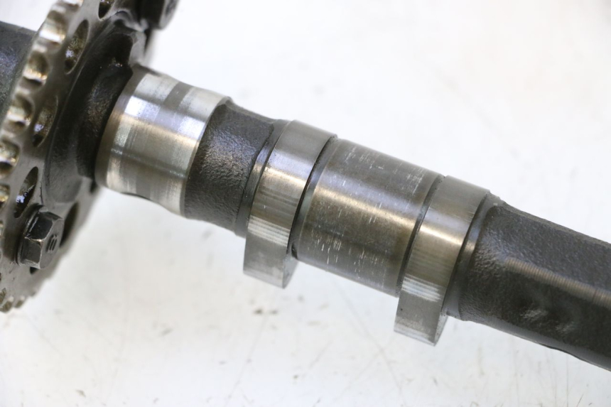 photo de EXHAUST CAMSHAFT YAMAHA YZF R GENESIS 750 (1993 - 1998) - Markings and original references