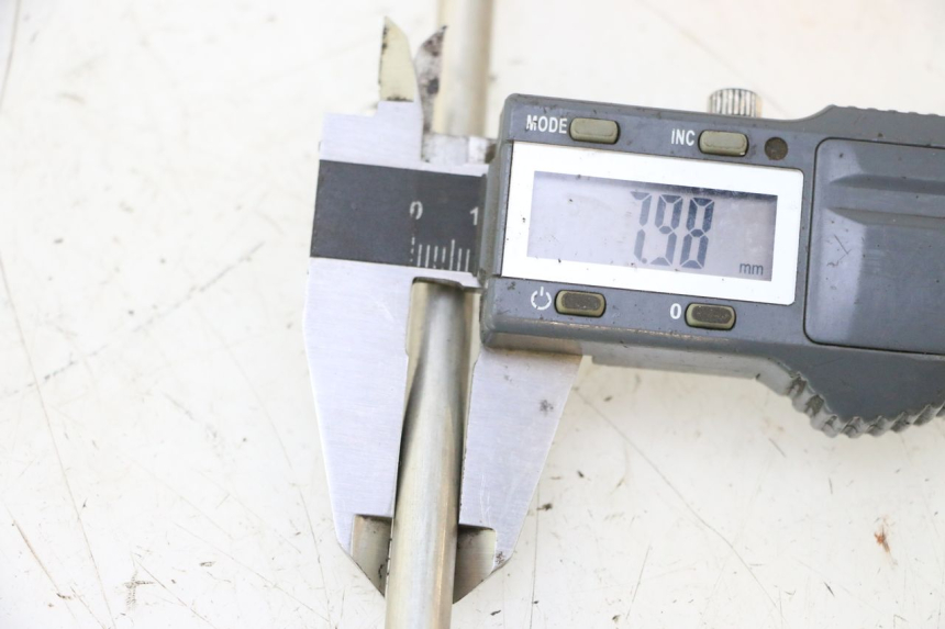 photo de CLUTCH SHAFT YAMAHA FJR 1300 (2001 - 2005) - Component detail