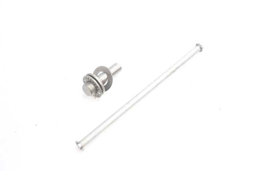 photo de CLUTCH SHAFT SUZUKI GSF N BANDIT 1200 (2001 - 2005) - Zoom on usage condition