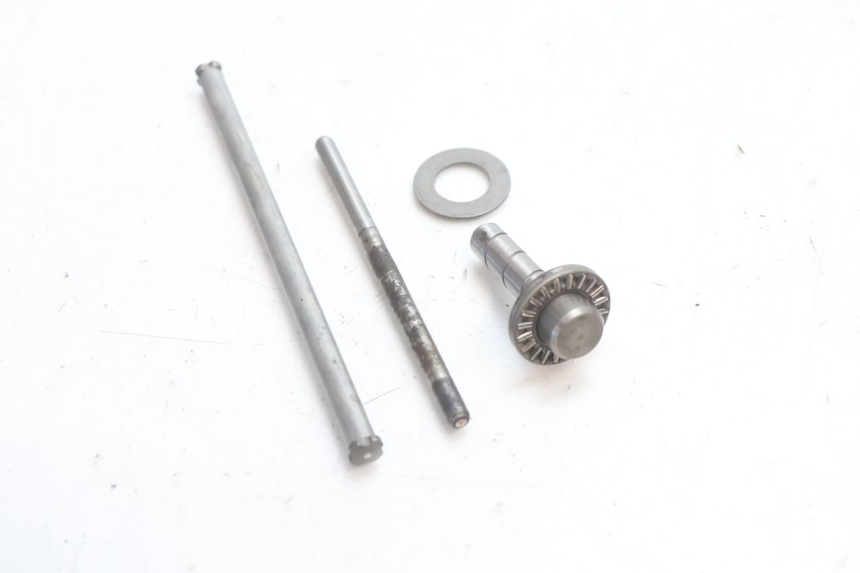 photo de CLUTCH SHAFT SUZUKI SV S 650 (2003 - 2009) - Technical close-up