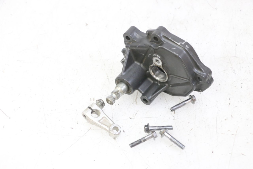 photo de GEAR CHANGE SHAFT HONDA CB R 1000 (2018 - 2023) - Alternative perspective