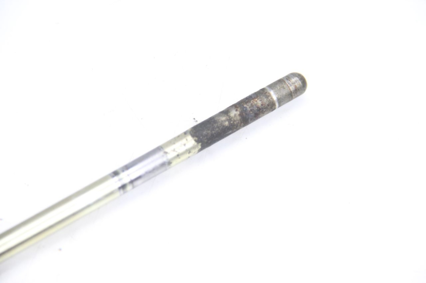 photo de GEAR CHANGE SHAFT HONDA CBR F SC21 1000 (1986 - 1992) - Zoom on usage condition