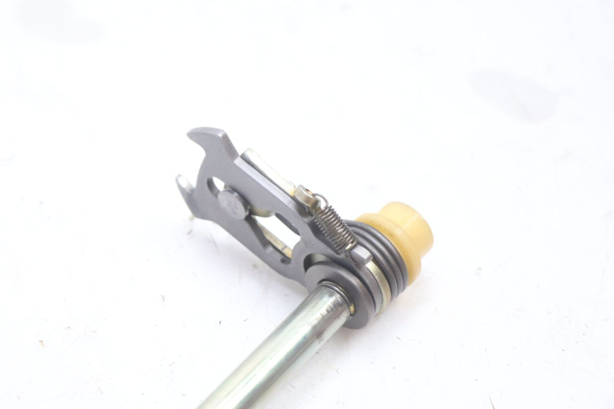 photo de GEAR CHANGE SHAFT CAN-AM SPYDER RS 1000 (2008 - 2012) - Zoom on usage condition