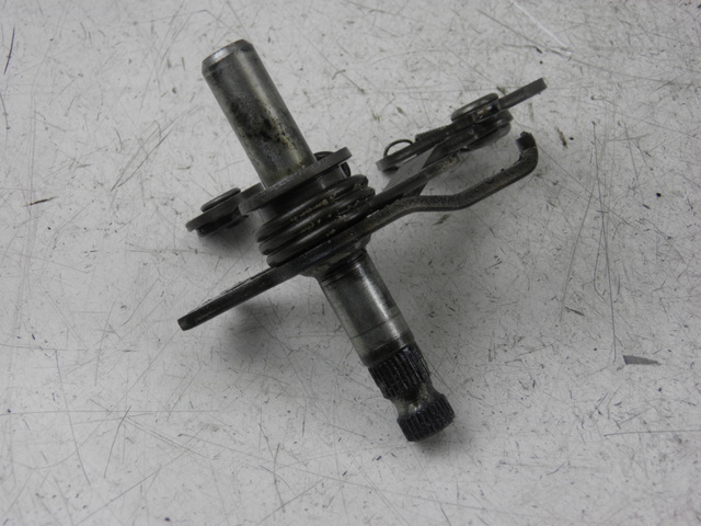photo de GEAR CHANGE SHAFT YAMAHA XJ F 900 (1983 - 1994) - Main view