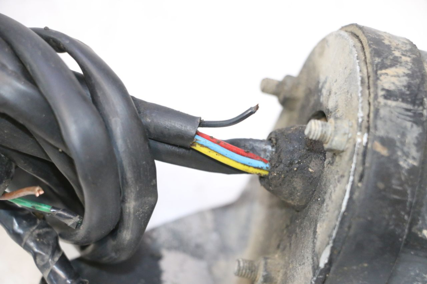 photo de TOW HITCH BOOM TRIKE FUN 500 (2004 - 2010) - Fixing points details