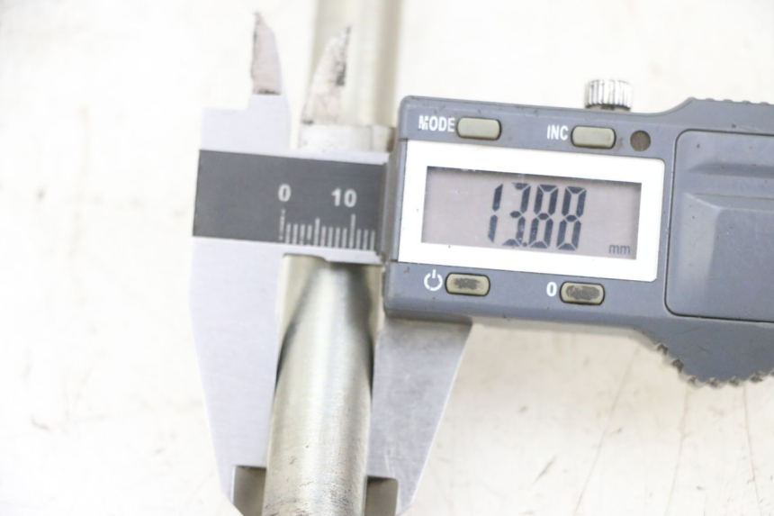 photo de SWING ARM AXLE KSR CODE 125 (2018 - 2020) - Component detail