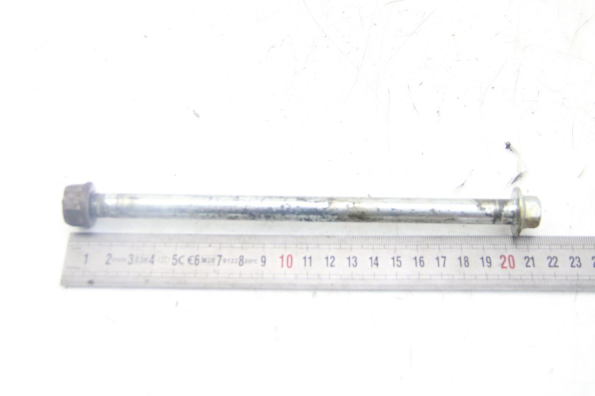 photo de SWINGARM PIVOT AXIS HONDA CRF CR-F 100 (2004 - 2013) - Alternative perspective