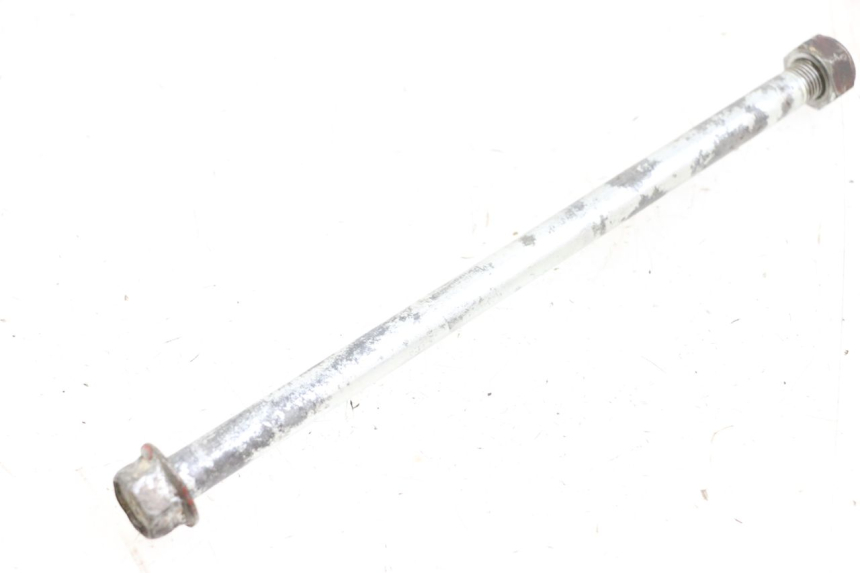 photo de SWING ARM AXLE YAMAHA DTLC 125 (1982 - 1987) - Technical close-up