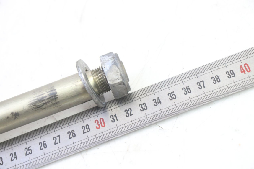 photo de SWING ARM AXLE YAMAHA FZ6 FAZER S2 600 (2007 - 2011) - Alternative perspective