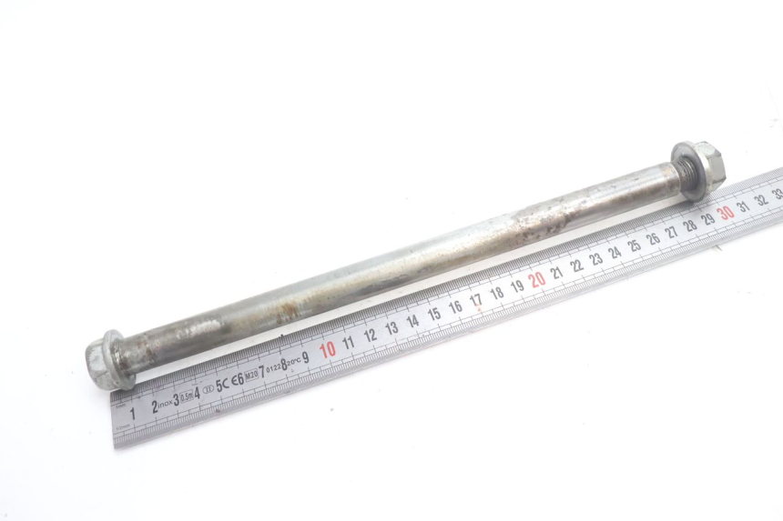 photo de SWING ARM AXLE KAWASAKI GPX F ZX750F 750 (1986 - 1990) - Zoom on usage condition