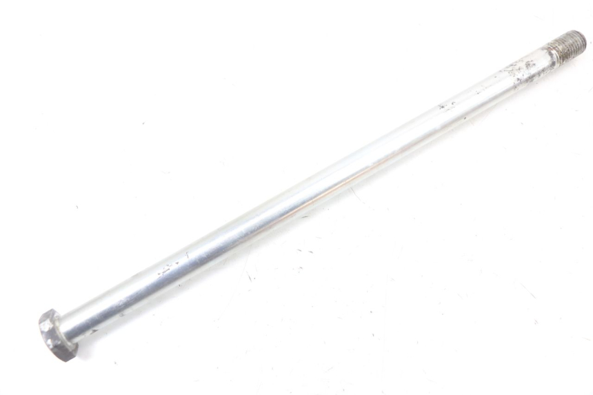 photo de SWING ARM AXLE SUZUKI GSX E 250 (1982 - 1983) - Main view