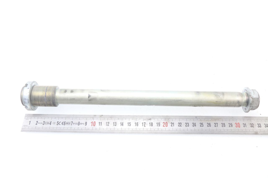 photo de SWING ARM AXLE SUZUKI GSX-R GSXR 600 (2008 - 2010) - Zoom on usage condition