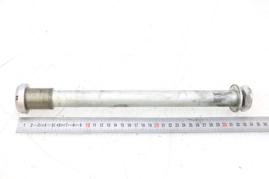 photo de SWING ARM AXLE SUZUKI GSXR GSX-R 1000 (2003 - 2004) - Zoom on usage condition