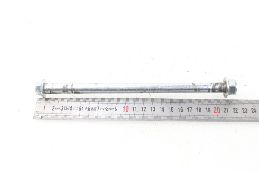 photo de SWINGARM PIVOT BOLT APOLLO RFZ 150 - Zoom on usage condition