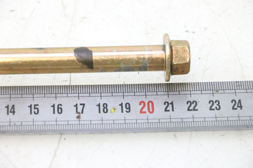 photo de SWINGARM PIVOT BOLT APOLLO RFZ 150 - Zoom on usage condition