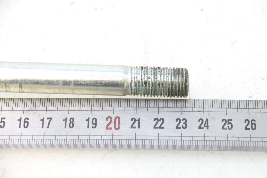 photo de SWING ARM AXLE MASH SEVENTY FIVE 125 (2013 - 2021) - Component detail
