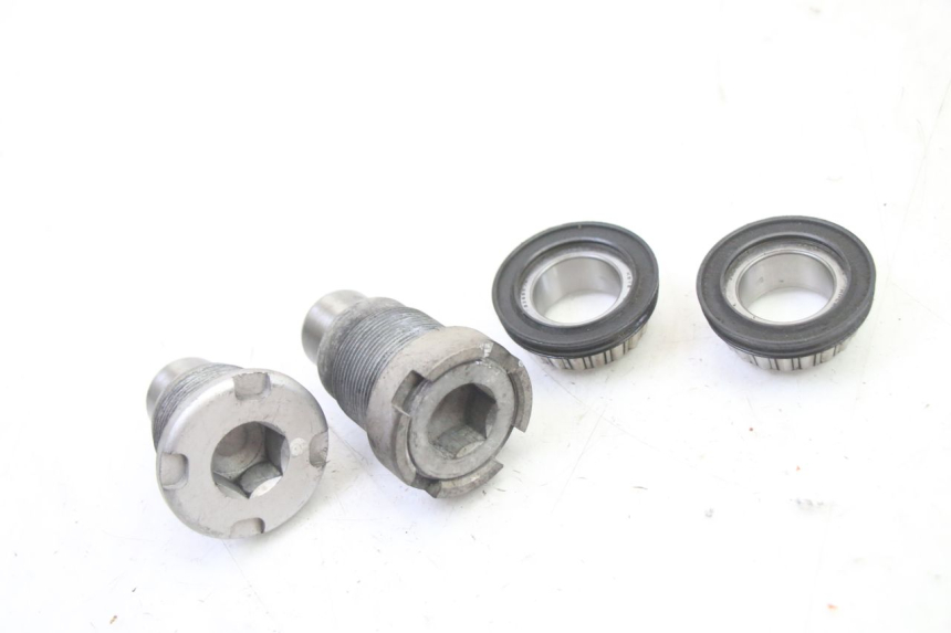 photo de SWING ARM AXLE HONDA ST PAN EUROPEAN 1300 (2002 - 2013) - Main view