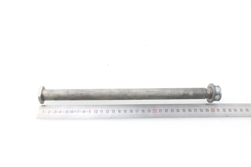 photo de SWING ARM AXLE YAMAHA TDM ABS 900 (2002 - 2014) - Zoom on usage condition