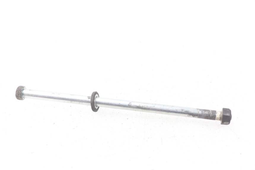 photo de SWING ARM AXLE YAMAHA TW 125 (1998 - 2002) - Technical close-up