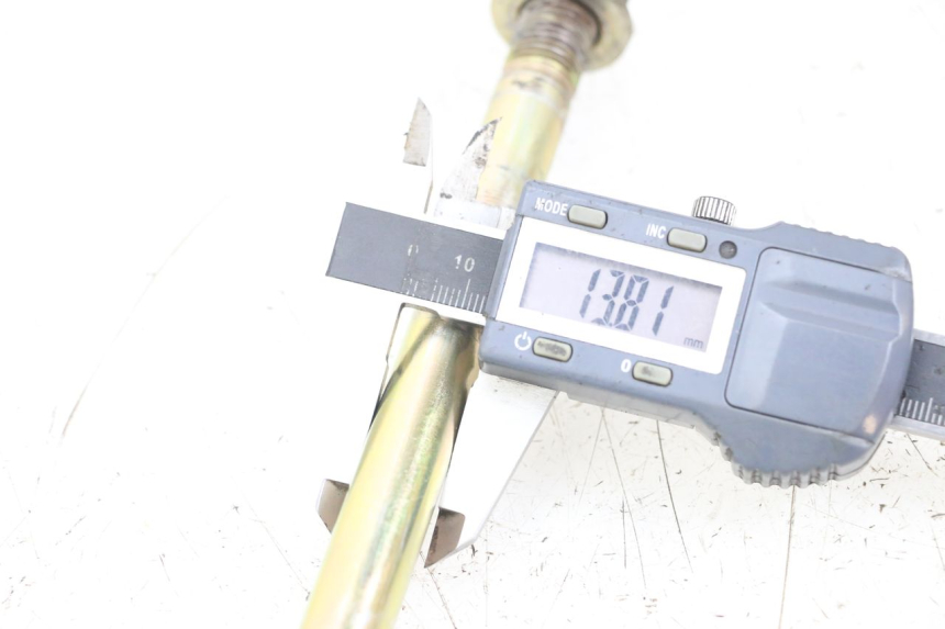 photo de SWING ARM AXLE SYM XS 125 (2007 - 2016) - Component detail