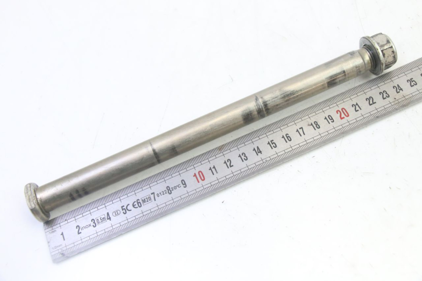 photo de SWING ARM AXLE YAMAHA YZF YZ-F 450 (2014 - 2016) - Zoom on usage condition