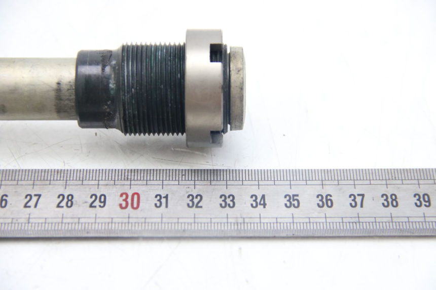 photo de SWINGARM PIVOT AXIS KAWASAKI Z ABS 1000 (2014 - 2020) - Product overview