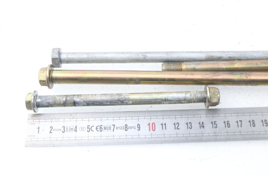 photo de ENGINE AXLE MV AGUSTA BRUTALE R WALLY 910 (2008 - 2008) - Markings and original references