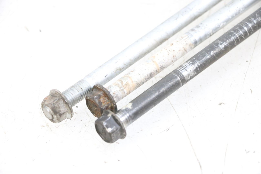 photo de ENGINE AXLE SUZUKI BURGMAN 650 (2013 - 2020) - Surface and material condition