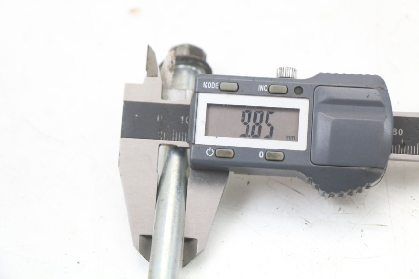 photo de ENGINE AXLE HYOSUNG GF 125 (2001 - 2005) - Technical close-up