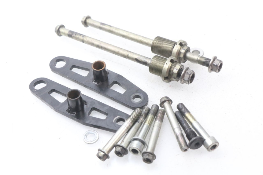 photo de ENGINE AXLE SUZUKI GSX-R GSXR K16 1000 (2012 - 2016) - Main view