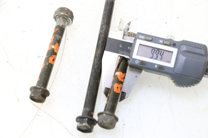 photo de ENGINE AXLE KYMCO MXU R 250 (2004 - 2010) - Component detail