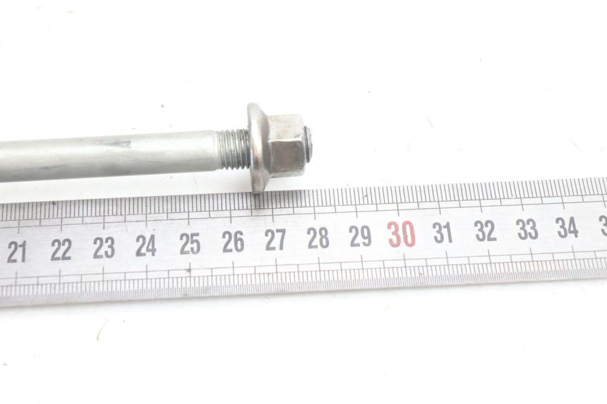photo de ENGINE AXLE YAMAHA TDM ABS 900 (2002 - 2014) - Product overview