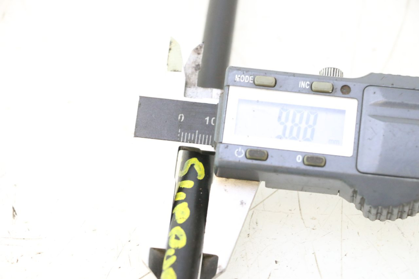 photo de ENGINE AXLE PIAGGIO TYPHOON 50 (2000 - 2009) - Component detail