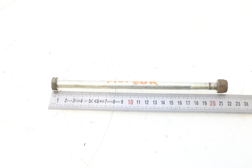 photo de ENGINE AXLE PEUGEOT VIVACITY 50 (1998 - 2003) - Zoom on usage condition