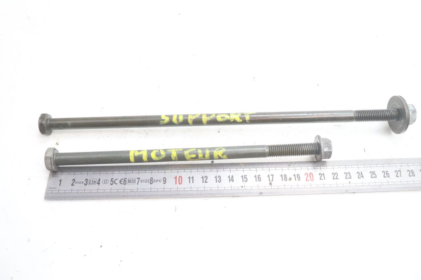 photo de ENGINE AXLE PIAGGIO X9 EVOLUTION 125 (2003 - 2007) - Zoom on usage condition