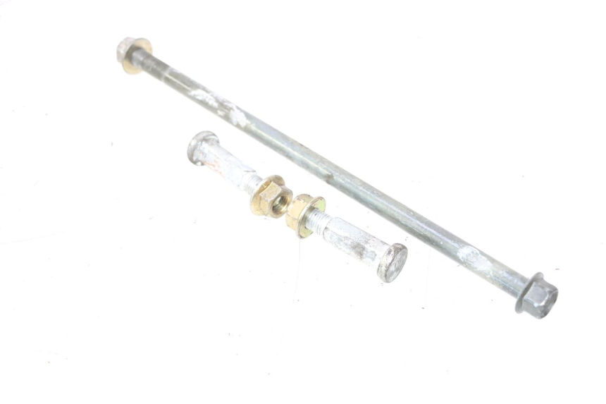 photo de ENGINE AXLE YAMAHA YP MAJESTY 125 (1998 - 2001) - Component detail
