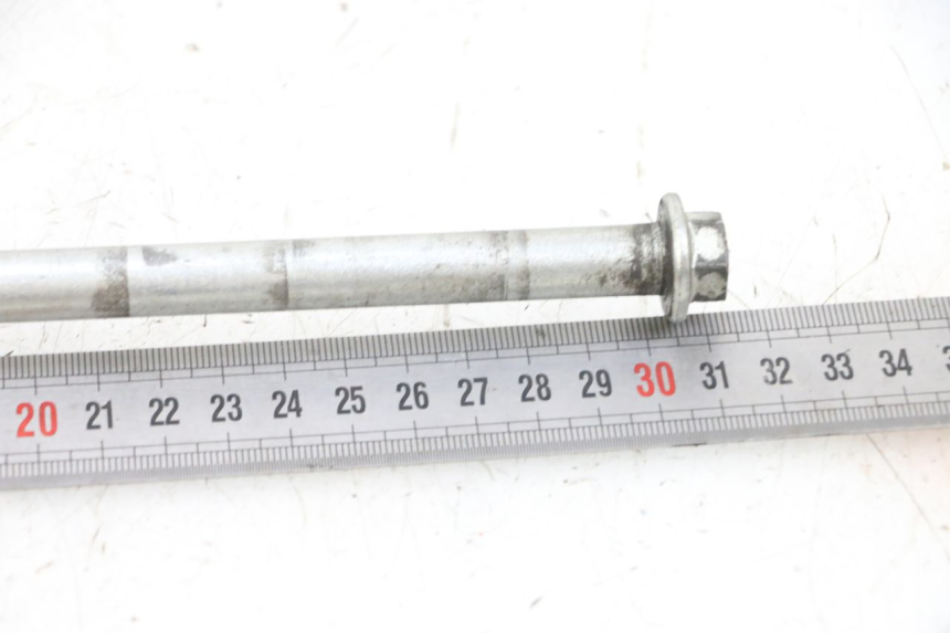 photo de REAR WHEEL AXLE MAG POWER BOMBERS 4T 50 (2016 - 2026) - Alternative perspective