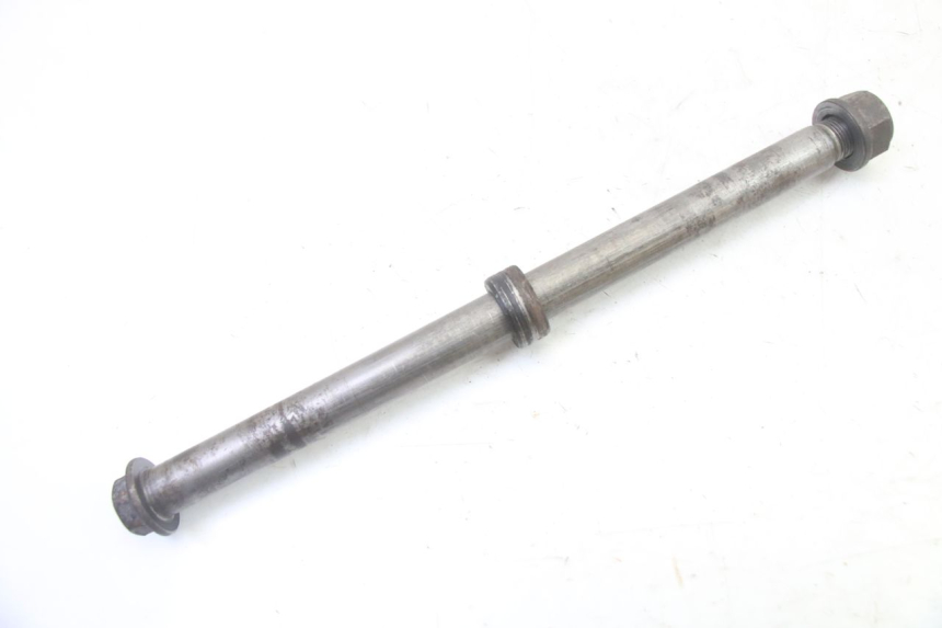 photo de REAR WHEEL AXLE HONDA CBR RR FIREBLADE 900 (1992 - 1994) - Main view