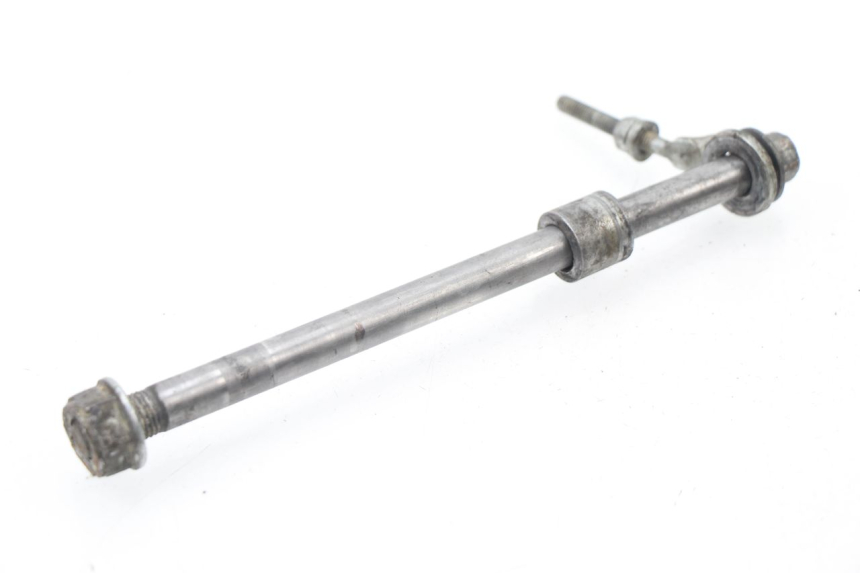 photo de REAR WHEEL AXLE HONDA CRF CR-F 100 (2004 - 2013) - Technical close-up