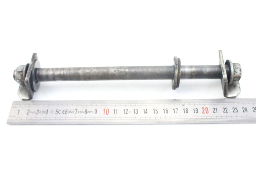 photo de REAR WHEEL AXLE XTRM FACTORY DIRTBIKE BSE 150 - Alternative perspective