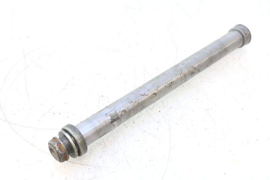 photo de REAR WHEEL AXLE GILERA GP 800 (2007 - 2013) - Main view