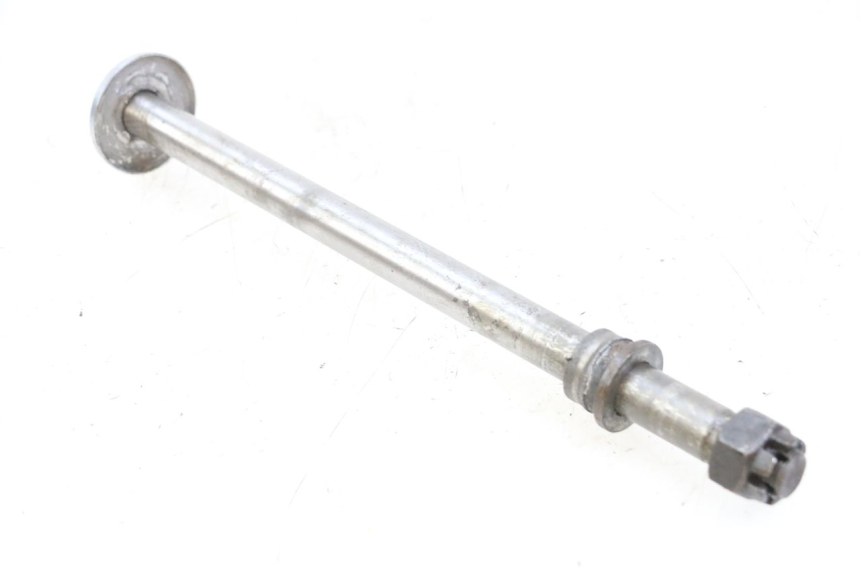 photo de REAR WHEEL AXLE KAWASAKI GTR 1000 (1994 - 2004) - Component detail