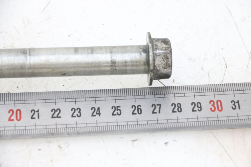 photo de REAR WHEEL AXLE RIEJU MRT 50 (2018 - 2021) - Component detail