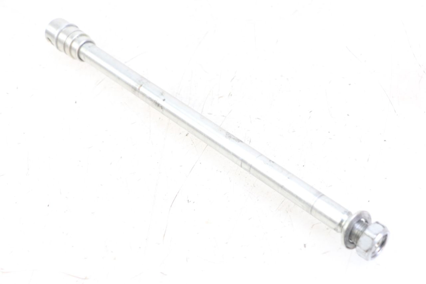 photo de REAR WHEEL AXLE ROYAL ENFIELD HYMALAYAN 410 (2016 - 2023) - Main view